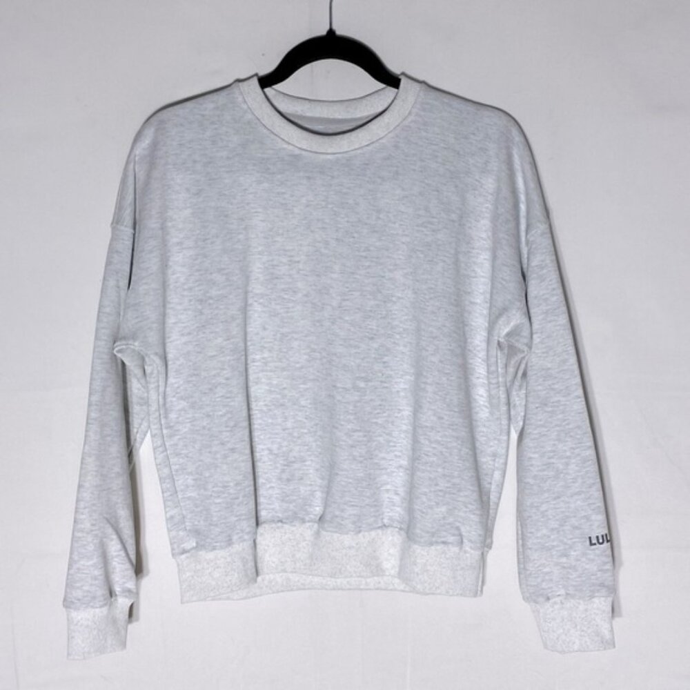 SOLD-Lululemon Athletica Light Grey Crew Neck Pullover Sweatshirt S
